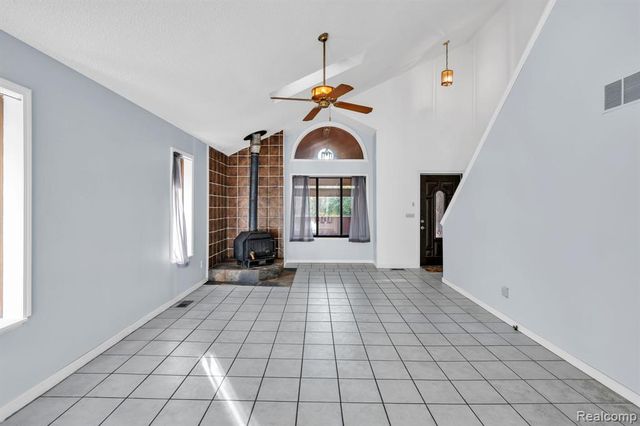 14269 Cole Road, Linden, MI 48451