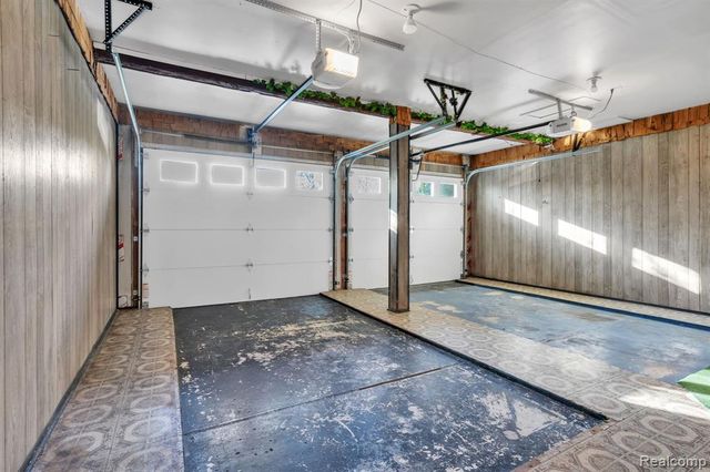 14269 Cole Road, Linden, MI 48451