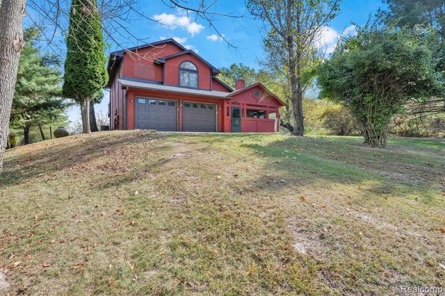 14269 Cole Road, Linden, MI 48451