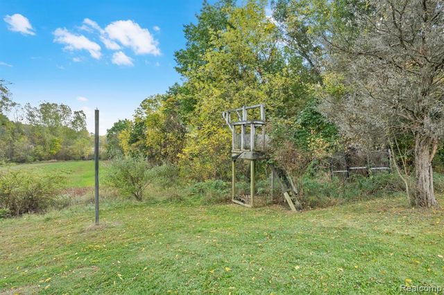 14269 Cole Road, Linden, MI 48451