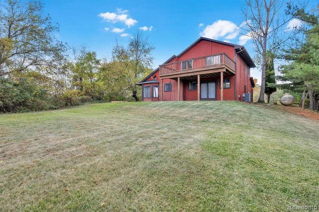 14269 Cole Road, Linden, MI 48451