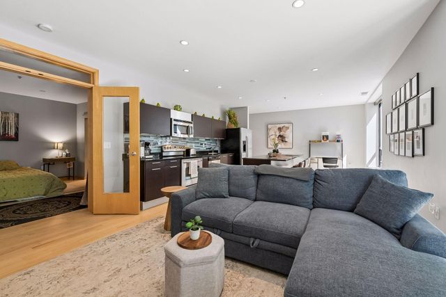 3104 W Lake Street 103, Minneapolis, MN 55416