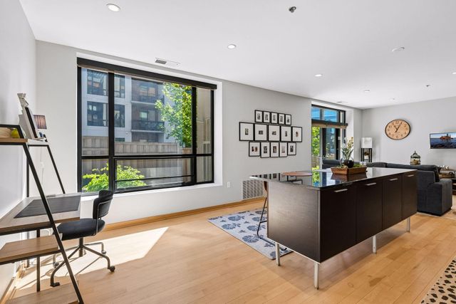 3104 W Lake Street 103, Minneapolis, MN 55416