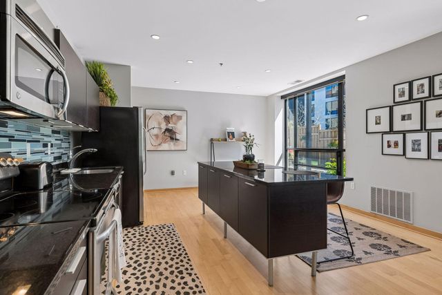 3104 W Lake Street 103, Minneapolis, MN 55416