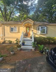 1203 Medlin Street SE, Smyrna, GA 30080