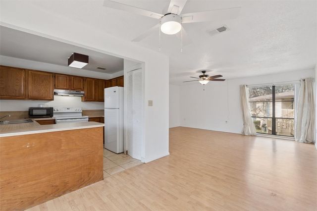 2811 SW ARCHER ROAD A2, Gainesville, FL 32608