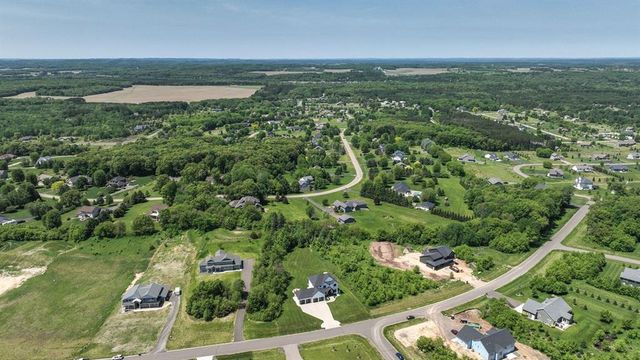 S8908 Chestnut Road, Eau Claire, WI 54701