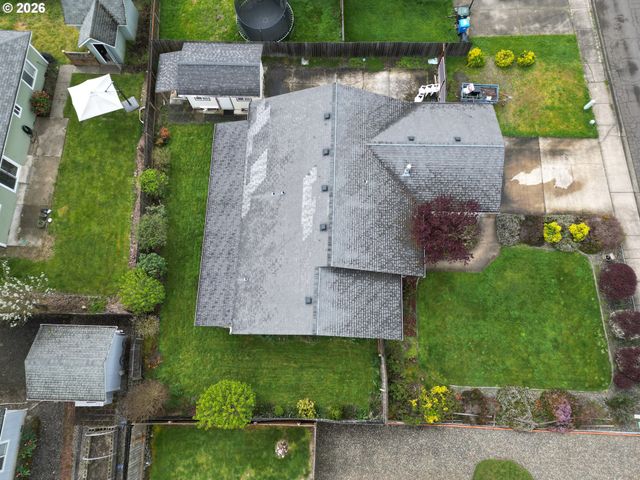 1216 E THIRD Ave, Sutherlin, OR 97479