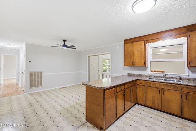 5506 Andover Road, Wilmington, NC 28403
