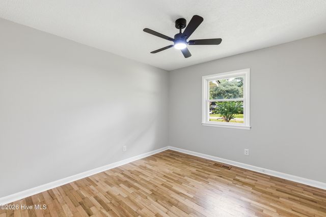 5506 Andover Road, Wilmington, NC 28403