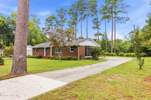 5506 Andover Road, Wilmington, NC 28403