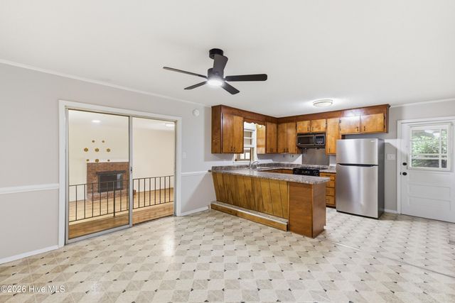 5506 Andover Road, Wilmington, NC 28403