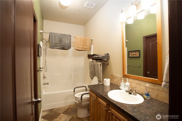 31610 114th Street E, Graham, WA 98338