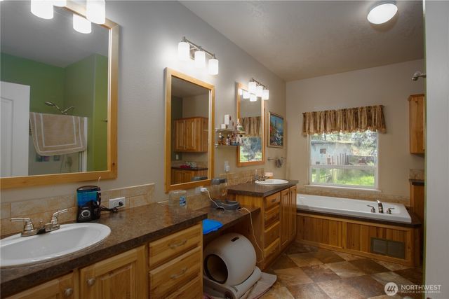 31610 114th Street E, Graham, WA 98338