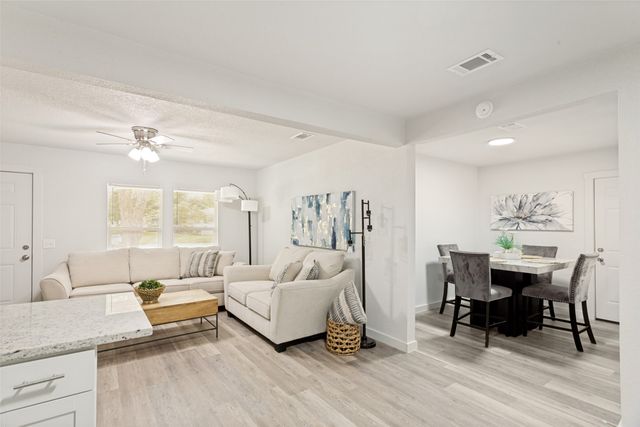 128 NW Lorna Street, Burleson, TX 76028
