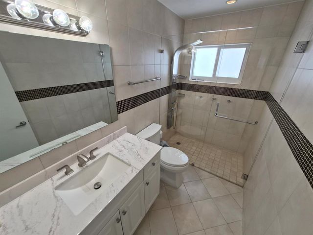 1815 N SURF Road 503, Hollywood, FL 33019
