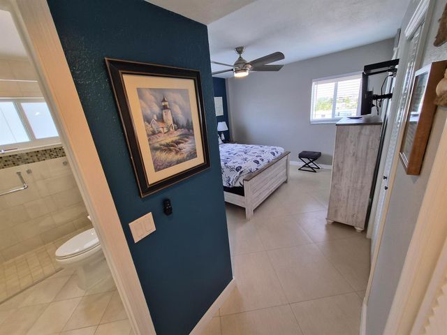 1815 N SURF Road 503, Hollywood, FL 33019
