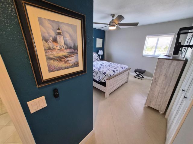 1815 N SURF Road 503, Hollywood, FL 33019