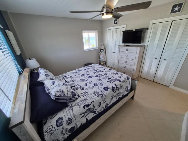 1815 N SURF Road 503, Hollywood, FL 33019