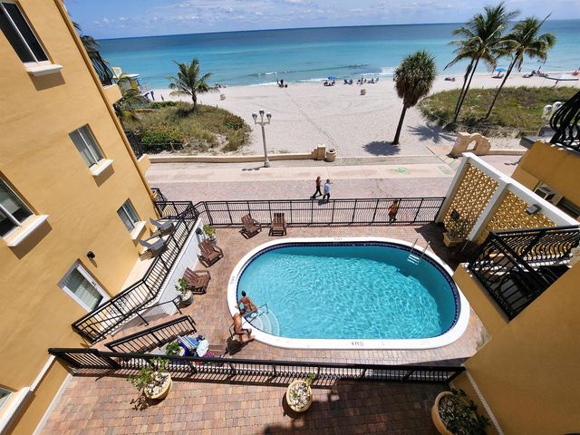 1815 N SURF Road 503, Hollywood, FL 33019