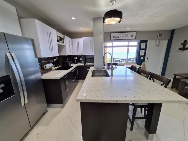 1815 N SURF Road 503, Hollywood, FL 33019