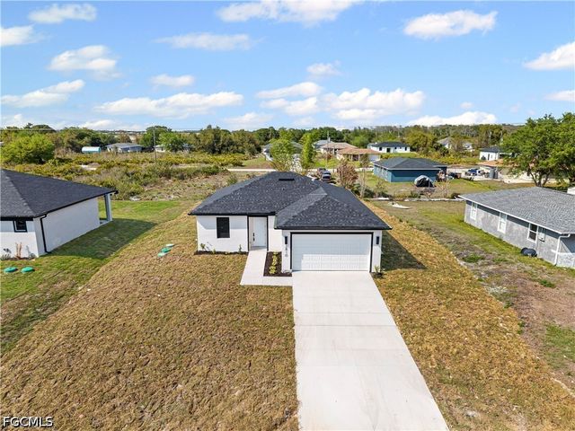2810 72nd ST W, Lehigh Acres, FL 33971