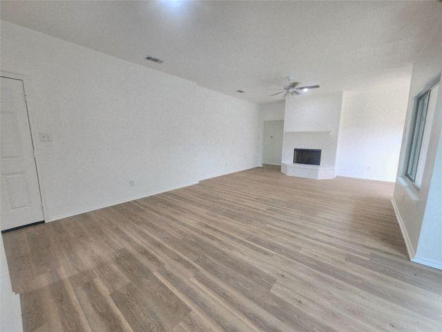 802 Headwater Drive, Arlington, TX 76015