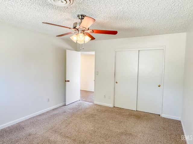 2004 Birchwood Court, Bakersfield, CA 93309