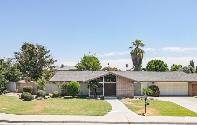 2004 Birchwood Court, Bakersfield, CA 93309