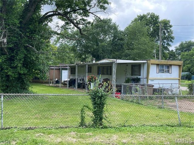 111 Corrigan St., Piedmont, MO 63957