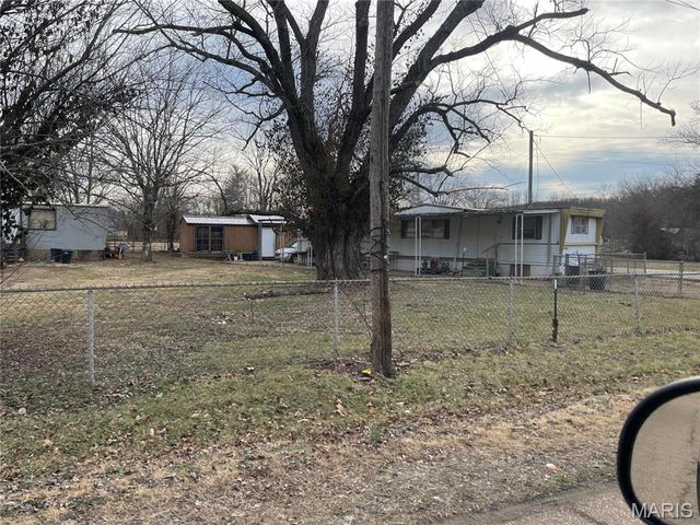 111 Corrigan St., Piedmont, MO 63957