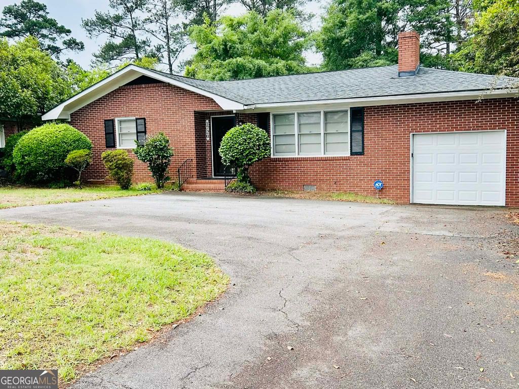 1720 Upper River Road, Macon, GA 31211