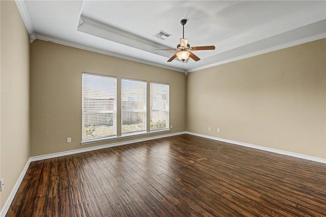 6741 Wall St, Corpus Christi, TX 78414