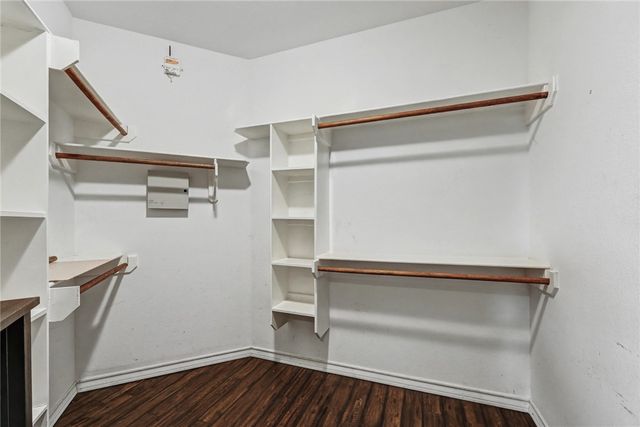 6741 Wall St, Corpus Christi, TX 78414