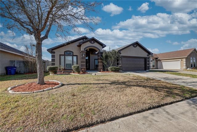 6741 Wall St, Corpus Christi, TX 78414