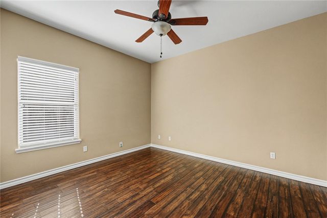 6741 Wall St, Corpus Christi, TX 78414