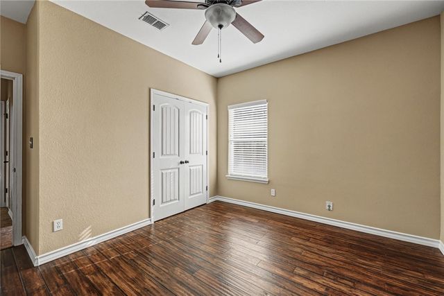 6741 Wall St, Corpus Christi, TX 78414