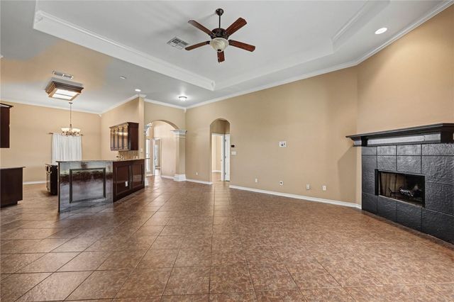 6741 Wall St, Corpus Christi, TX 78414