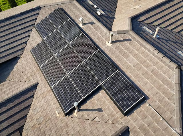 14218 Santa Fe Court, Bakersfield, CA 93314