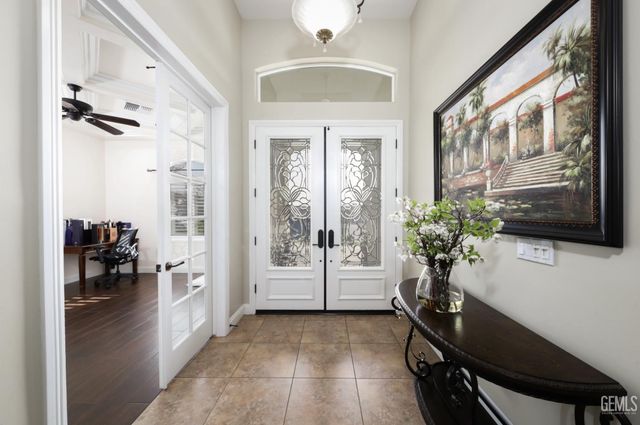 14218 Santa Fe Court, Bakersfield, CA 93314