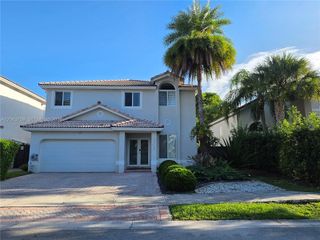 10797 NW 73rd Ter, Doral, FL 33178