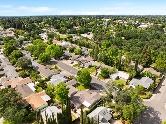 8930 Genoa Ave, Orangevale, CA 95662