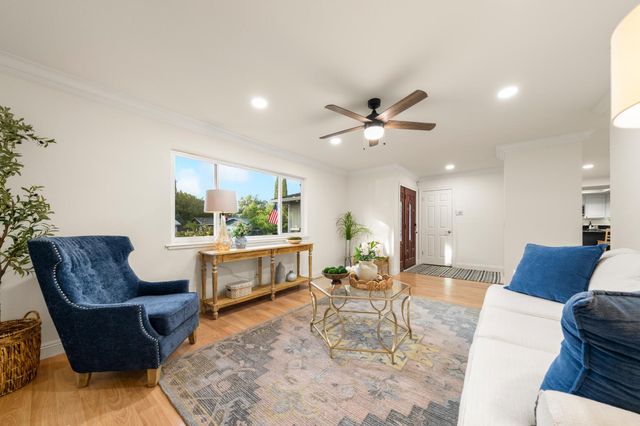 8930 Genoa Ave, Orangevale, CA 95662