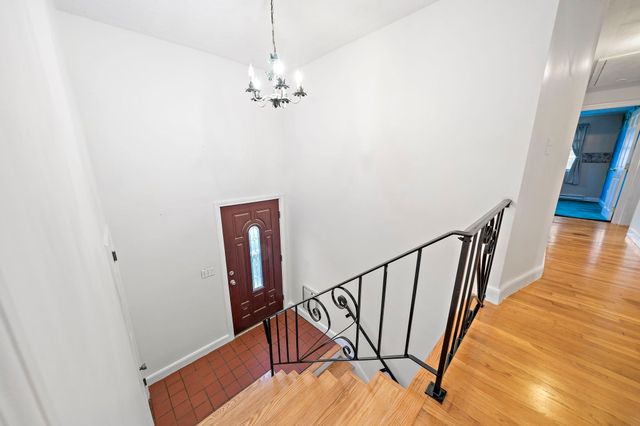 32 Tamburlane Ridge, Weymouth, MA 02190