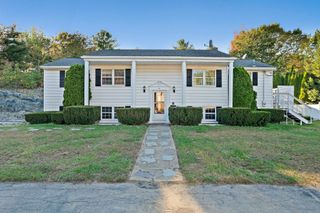 32 Tamburlane Ridge, Weymouth, MA 02190