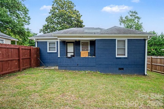 405 Killian Avenue, Mount Holly, NC 28120