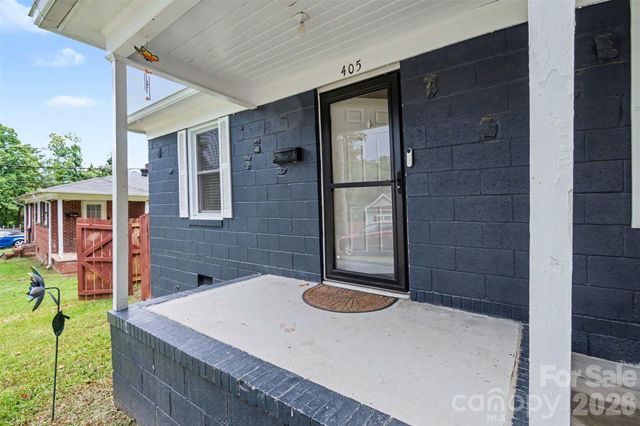 405 Killian Avenue, Mount Holly, NC 28120