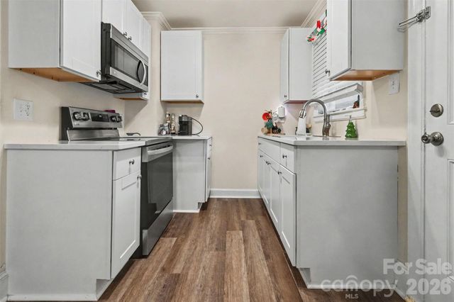 405 Killian Avenue, Mount Holly, NC 28120
