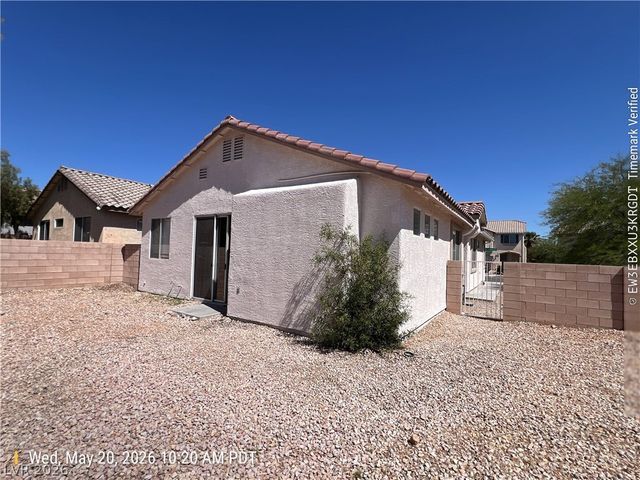 8027 Sapphire Cove Avenue, Las Vegas, NV 89117