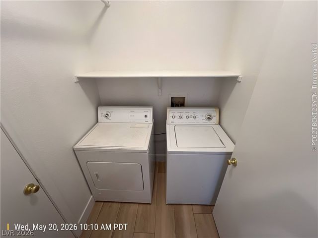 8027 Sapphire Cove Avenue, Las Vegas, NV 89117